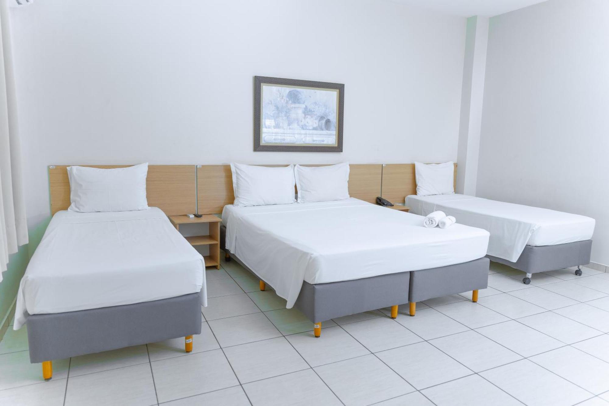 Hotel Equinocios Executive バルカレナ エクステリア 写真