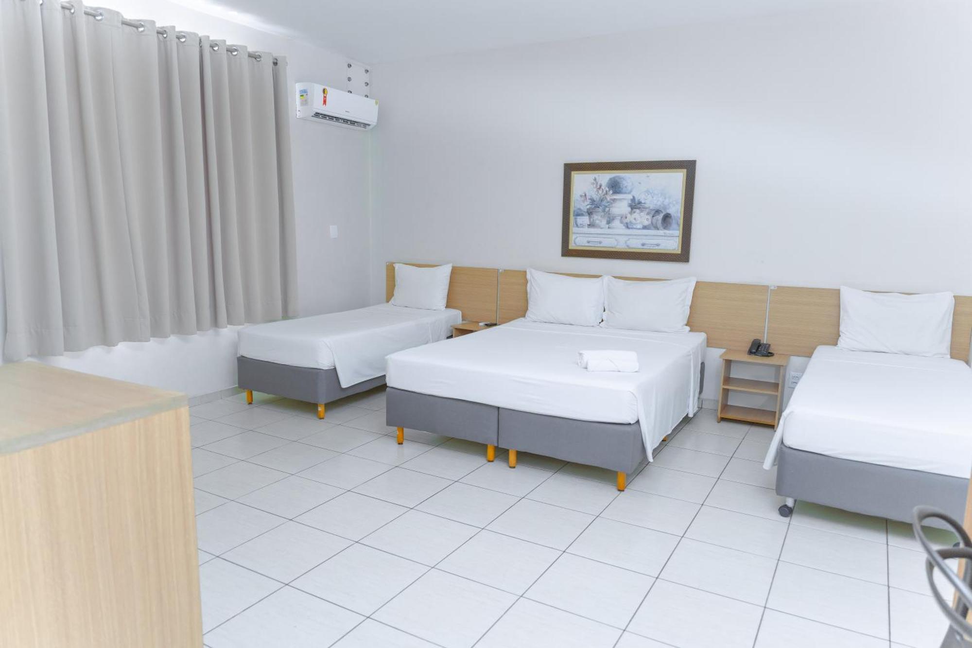 Hotel Equinocios Executive バルカレナ エクステリア 写真