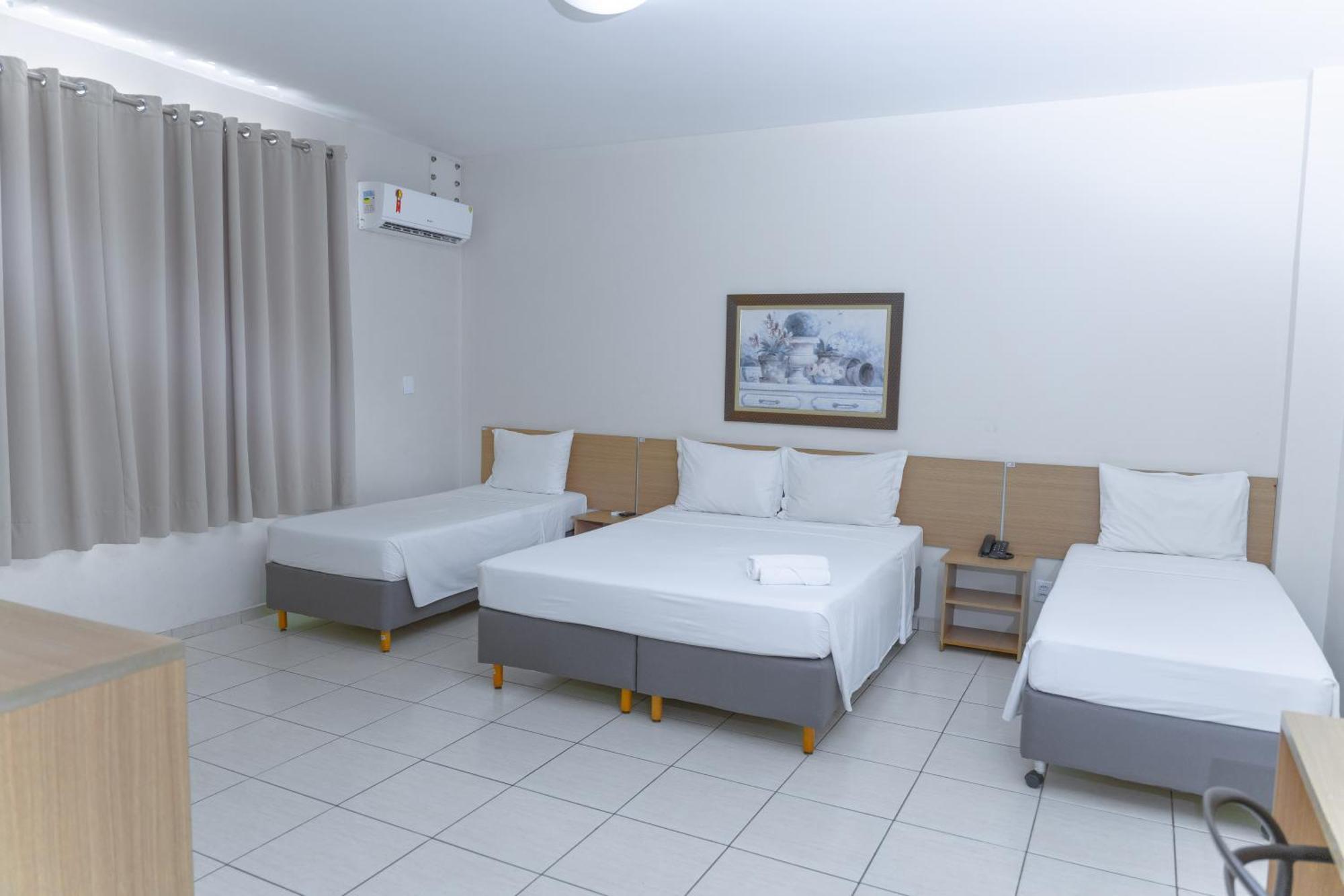 Hotel Equinocios Executive バルカレナ エクステリア 写真