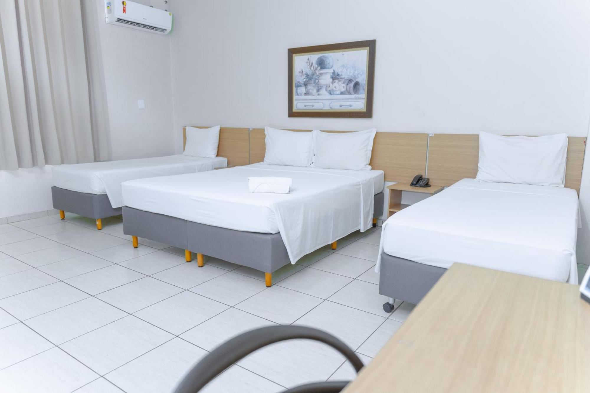 Hotel Equinocios Executive バルカレナ エクステリア 写真