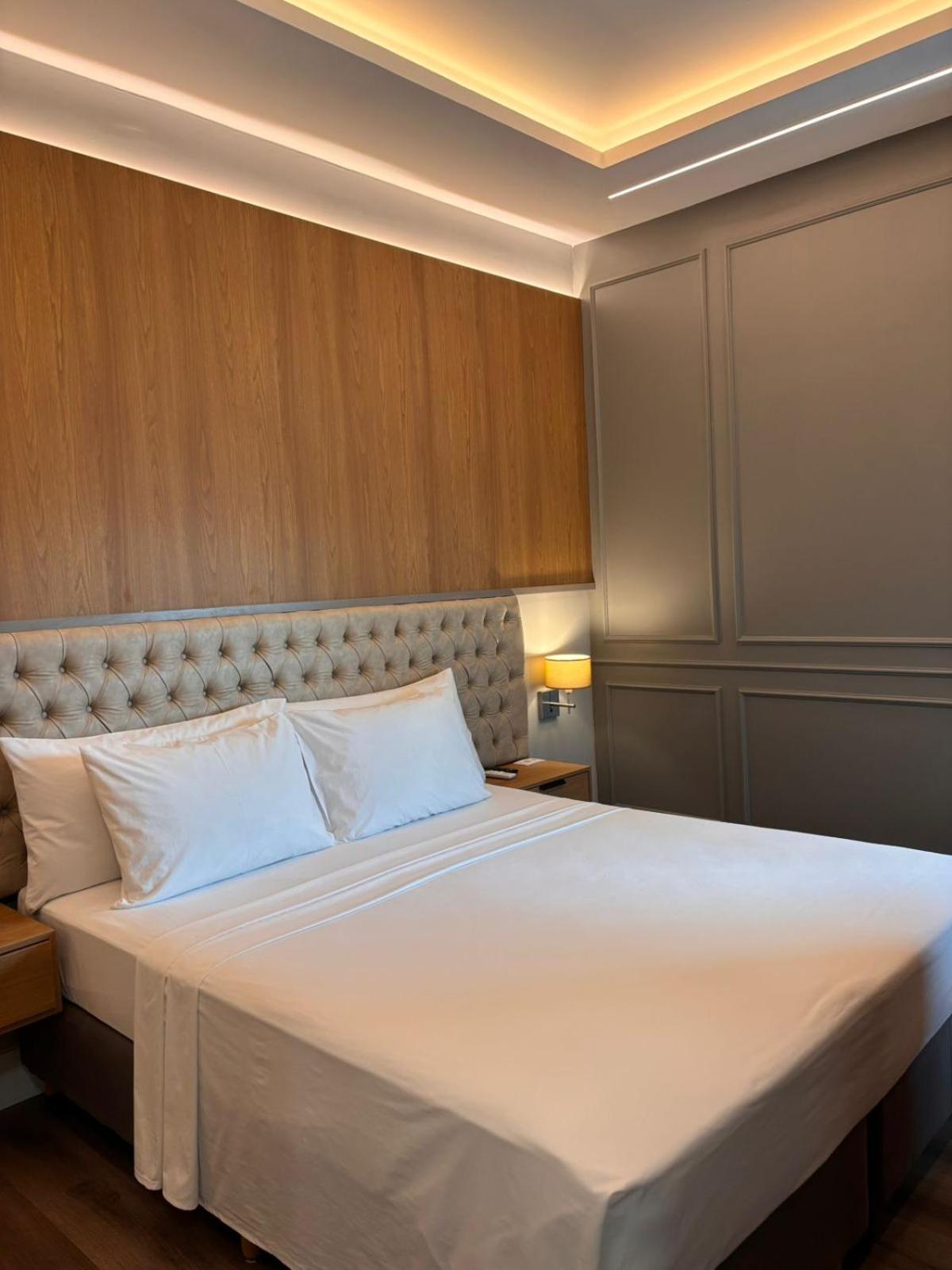 Hotel Equinocios Executive バルカレナ エクステリア 写真